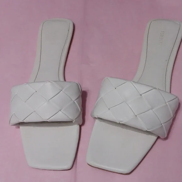 Forever 21 Shoes Forever Womens Square Toe Flat White